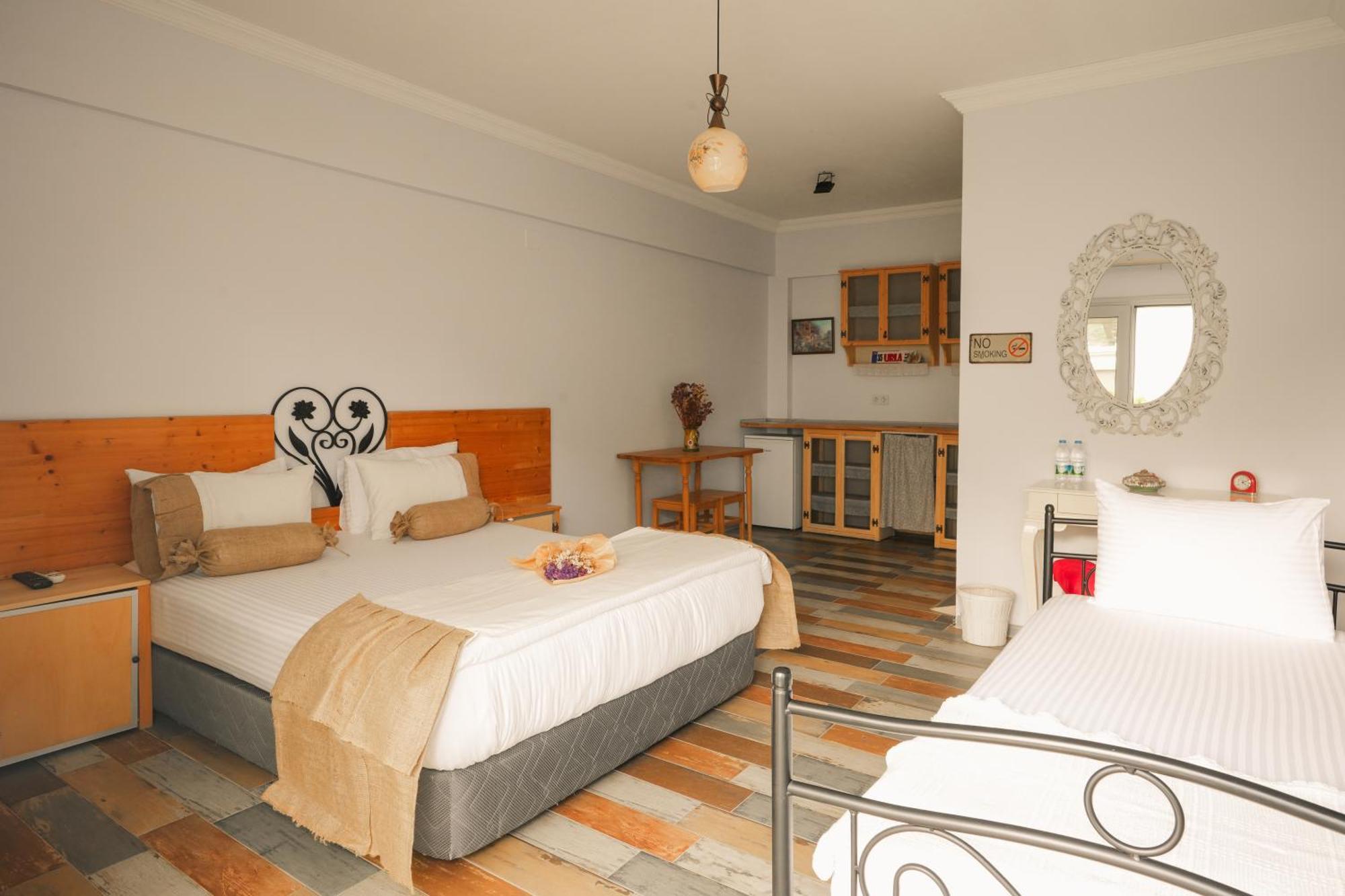 La Vida Otel Urla Eksteriør bilde
